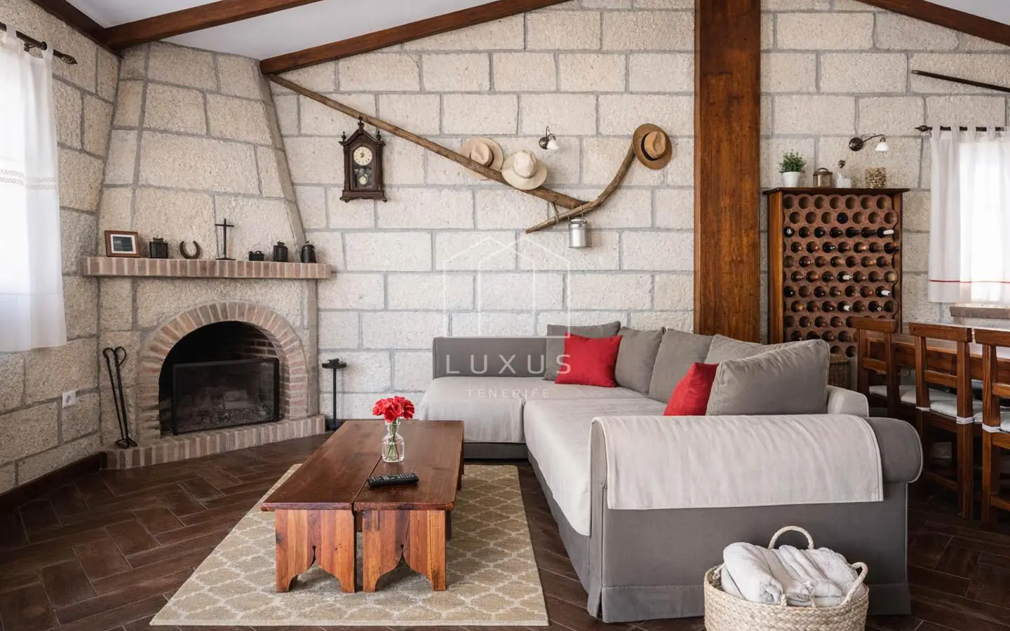 1-bedroom Country House In Granadilla, Spain (90 M²)