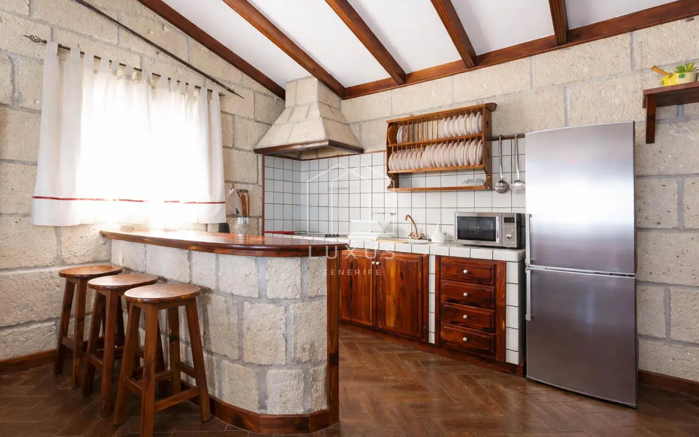 1-bedroom Country House In Granadilla, Spain (90 M²)