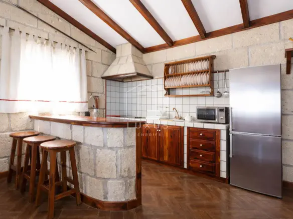 1-bedroom Country House In Granadilla, Spain (90 M²)