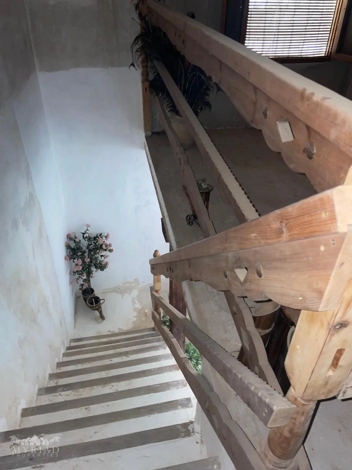 Cave House Of 0 M² With No Features In El Cantón, Spain