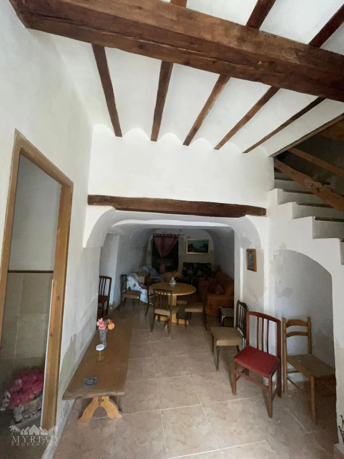 Cave House Of 0 M² With No Features In El Cantón, Spain