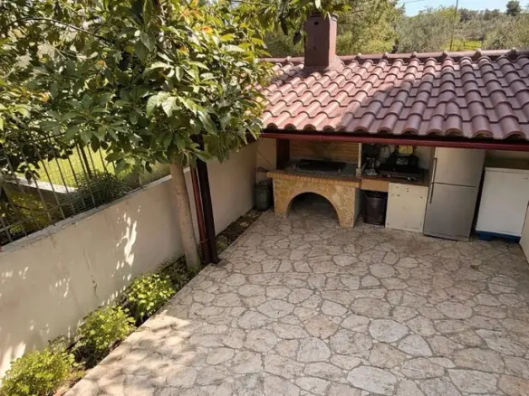 6-bedroom Maisonette In Eretria, Greece (220 M²)