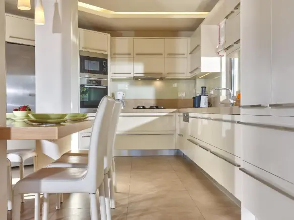 4-bedroom Villa In Heraclion Cretes, Greece (300 M²)