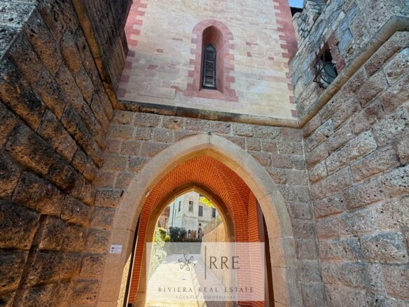 Exclusive Two-bedroom Flat With Sea Views And Potential For A Third Bedroom – Residenza Castello Borelli