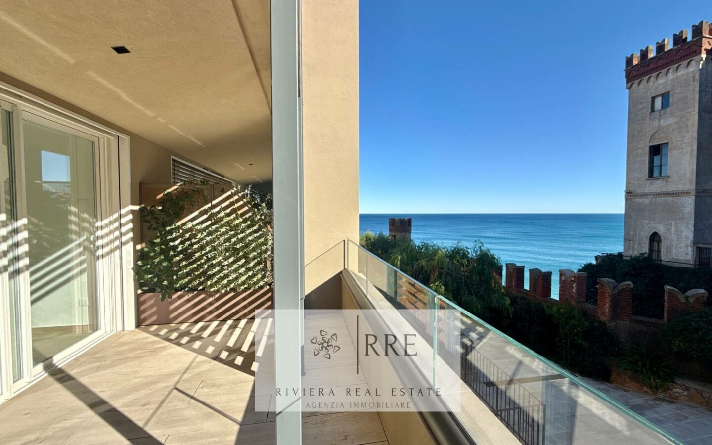 Exclusive Two-bedroom Flat With Sea Views And Potential For A Third Bedroom – Residenza Castello Borelli