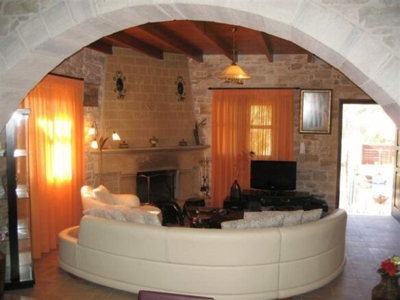Villa Of 160 M² With Swimming Pool In Moires, Messara South Crete