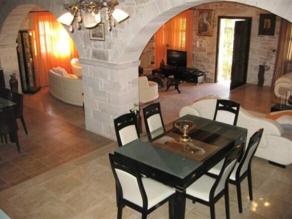 Villa Of 160 M² With Swimming Pool In Moires, Messara South Crete