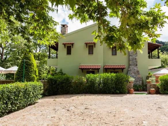 4-bedroom Villa In Innachori, Greece (160 M²)