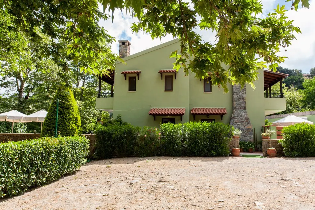 Villa Of 160 M² In Crete
