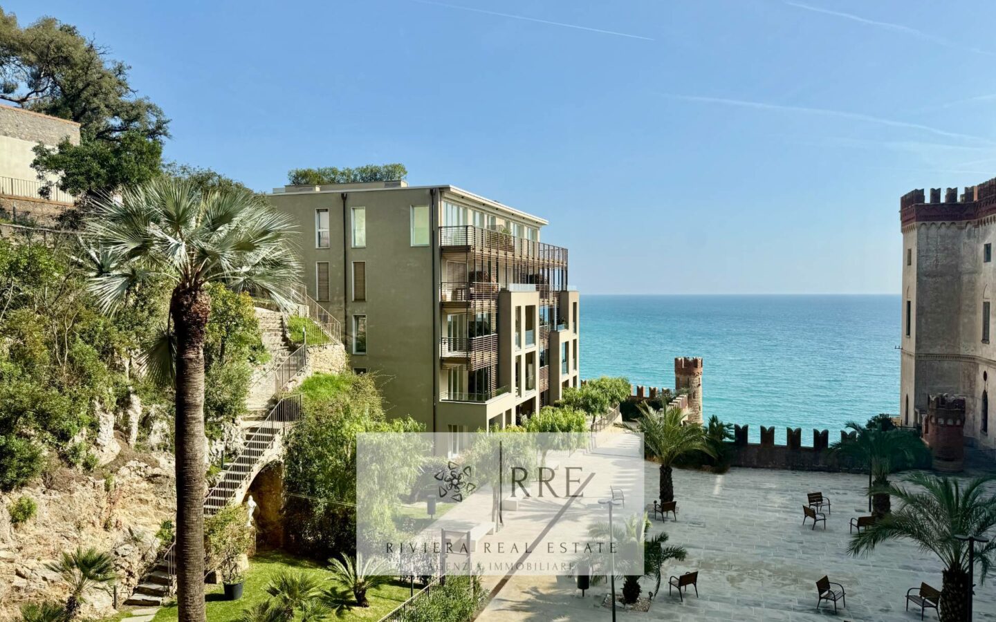Exclusive Two-bedroom Flat With Sea Views And Potential For A Third Bedroom – Residenza Castello Borelli