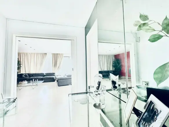 3-bedroom Flat In Palaio Faliro, Greece (165 M²)