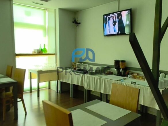 Hotel Of 755 M² With Douro River Marina In Caldas De Aregos