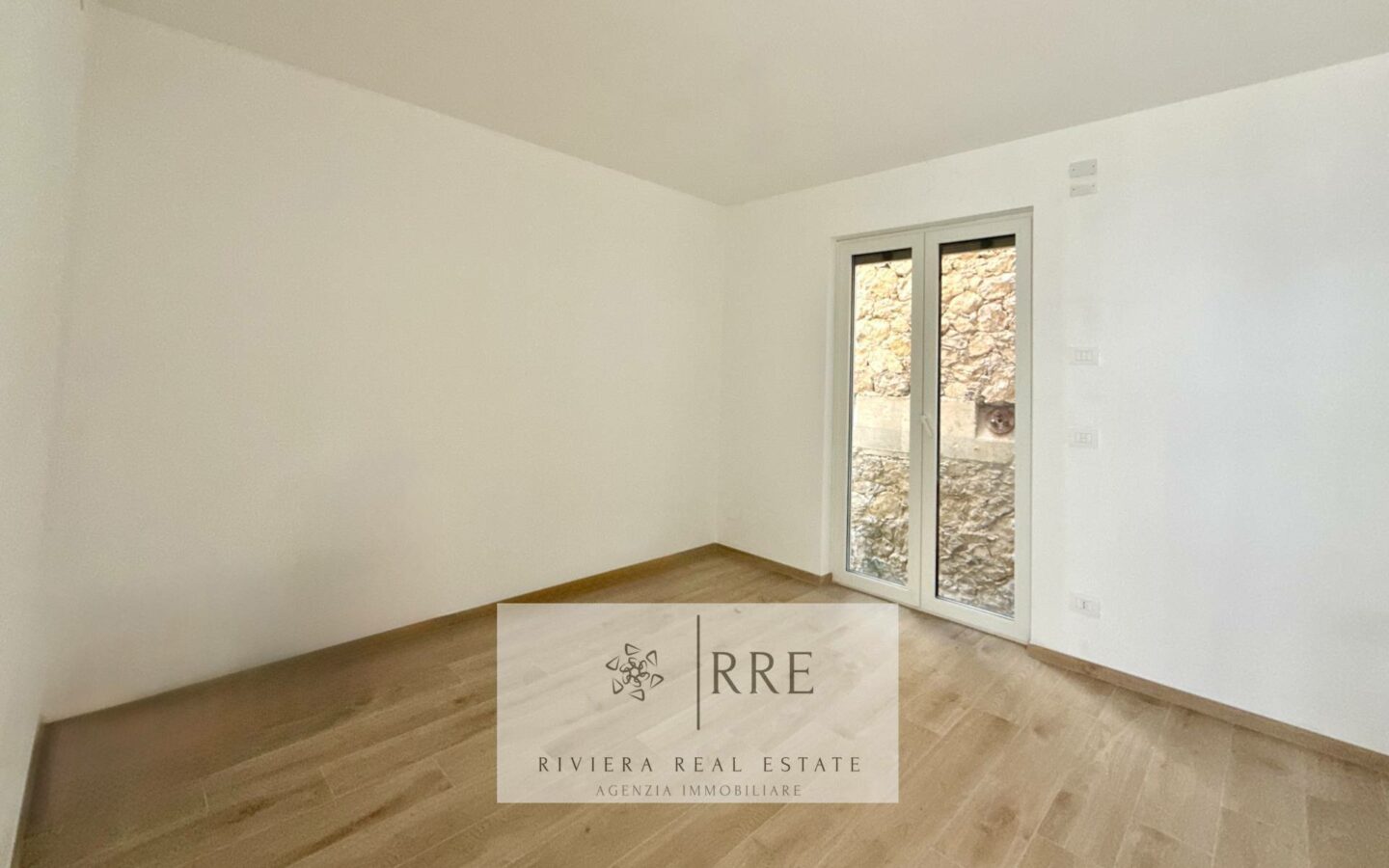 Exclusive Two-bedroom Flat With Sea Views And Potential For A Third Bedroom – Residenza Castello Borelli