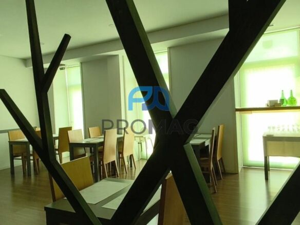 Hotel Of 755 M² With Douro River Marina In Caldas De Aregos