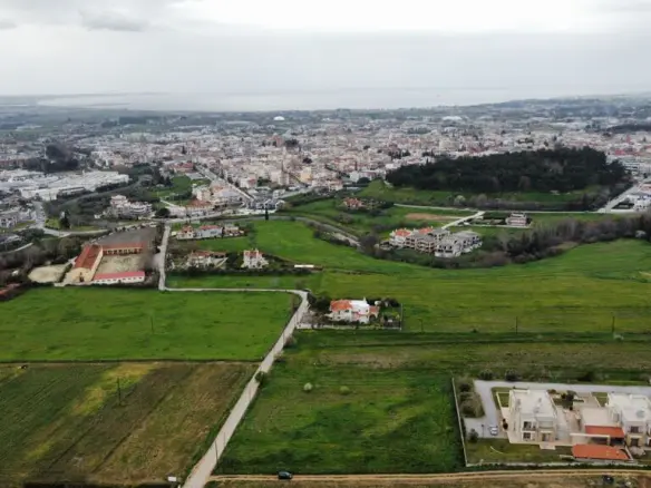Land Of 4200 M² In Thessaloniki