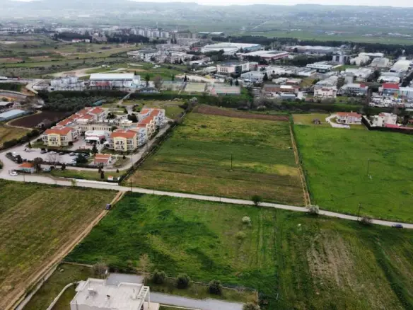 Land Of 4200 M² In Thessaloniki
