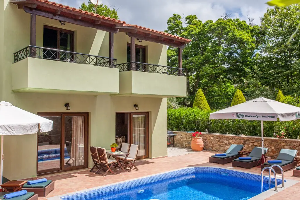 Villa Of 160 M² In Crete