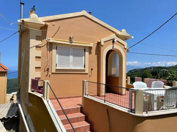 3-bedroom Detached House In Corfu, Greece (124 M²)