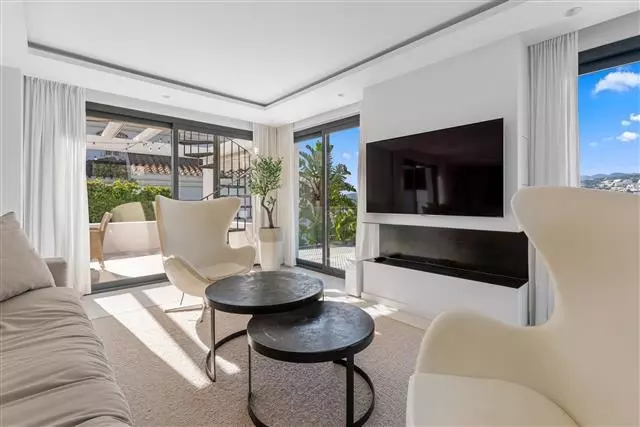 image_picker_2314E519-CB95-4CC5-94A9-34749D61DE11-32894-0000088BF607BD96