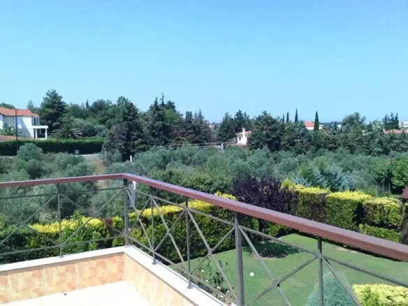 4-bedroom Detached House In Mikra, Greece (245 M²)