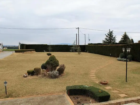 5-bedroom Villa In Epanomi, Greece (433 M²)