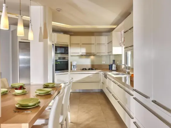 4-bedroom Villa In Heraclion Cretes, Greece (300 M²)