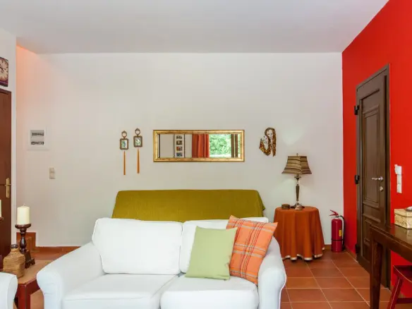 4-bedroom Villa In Innachori, Greece (160 M²)