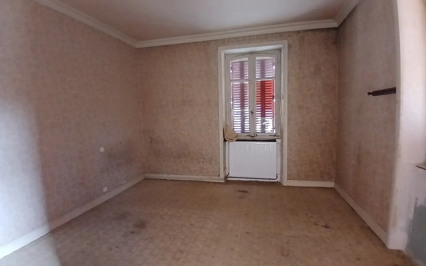 6-bedroom Maison De Maitre In Chalais, France (218 M²)