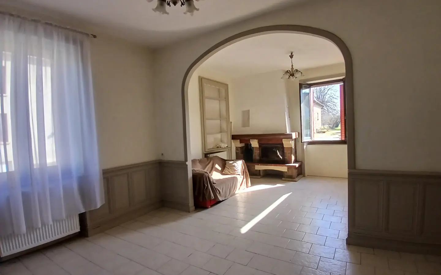 6-bedroom Maison De Maitre In Chalais, France (218 M²)