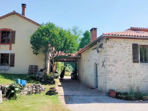 2-bedroom Mill In Saint-claud, France (136 M²)