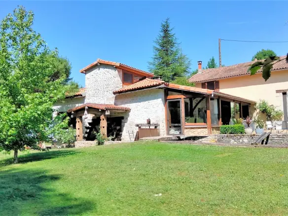 2-bedroom Mill In Saint-claud, France (136 M²)