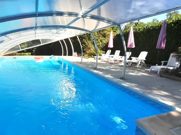 6-bedroom Country House In Condac, France (242 M²)