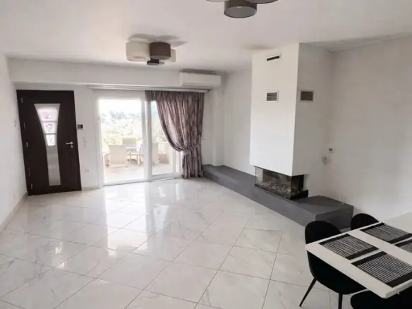 6-bedroom Maisonette In Eretria, Greece (220 M²)
