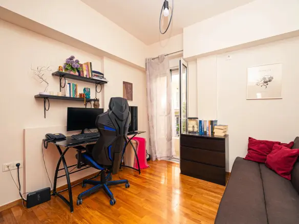 2-bedroom Flat In Ano Patisia, Greece (71 M²)