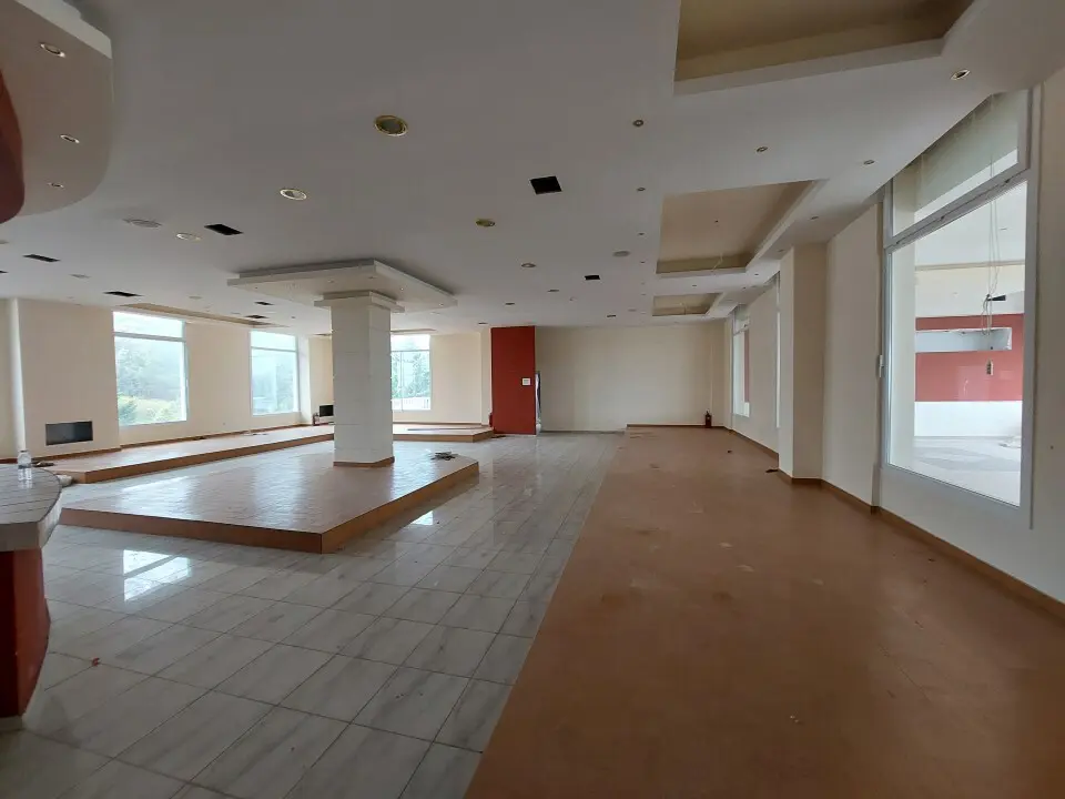 Hotel Of 4390 M² In The Suburbs Of Thessaloniki