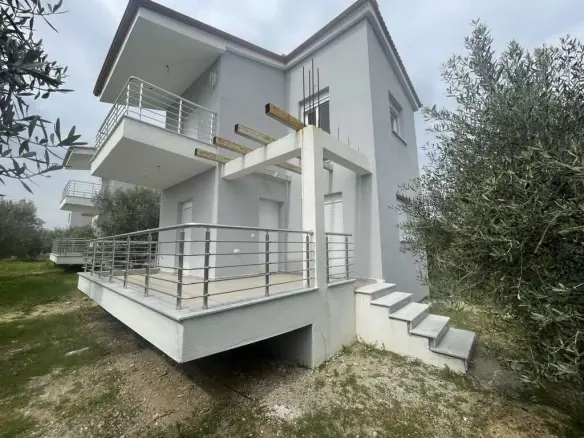 Complex In Orfano, Greece (195 M²)