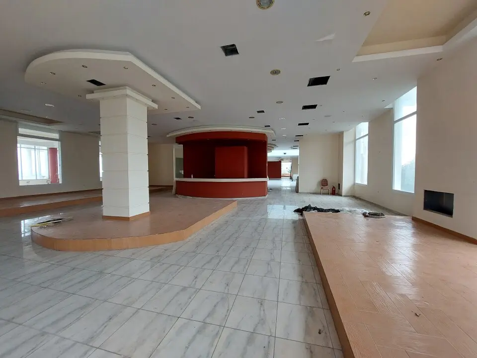 Hotel Of 4390 M² In The Suburbs Of Thessaloniki