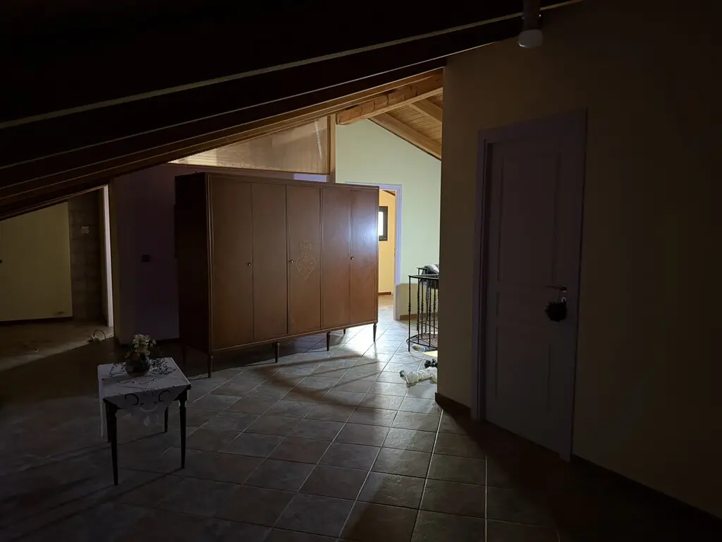 Detached House Of 250 M² In Athens