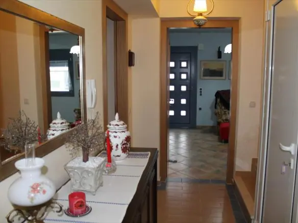 5-bedroom Villa In Epanomi, Greece (433 M²)