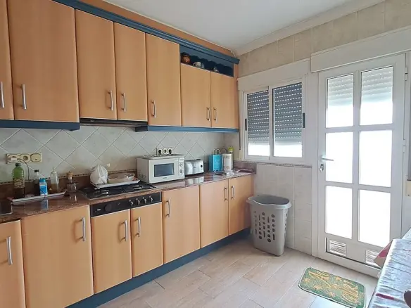 3-bedroom House In Benijofar, Spain (129 M²)