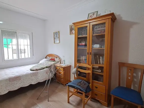 3-bedroom House In Benijofar, Spain (129 M²)