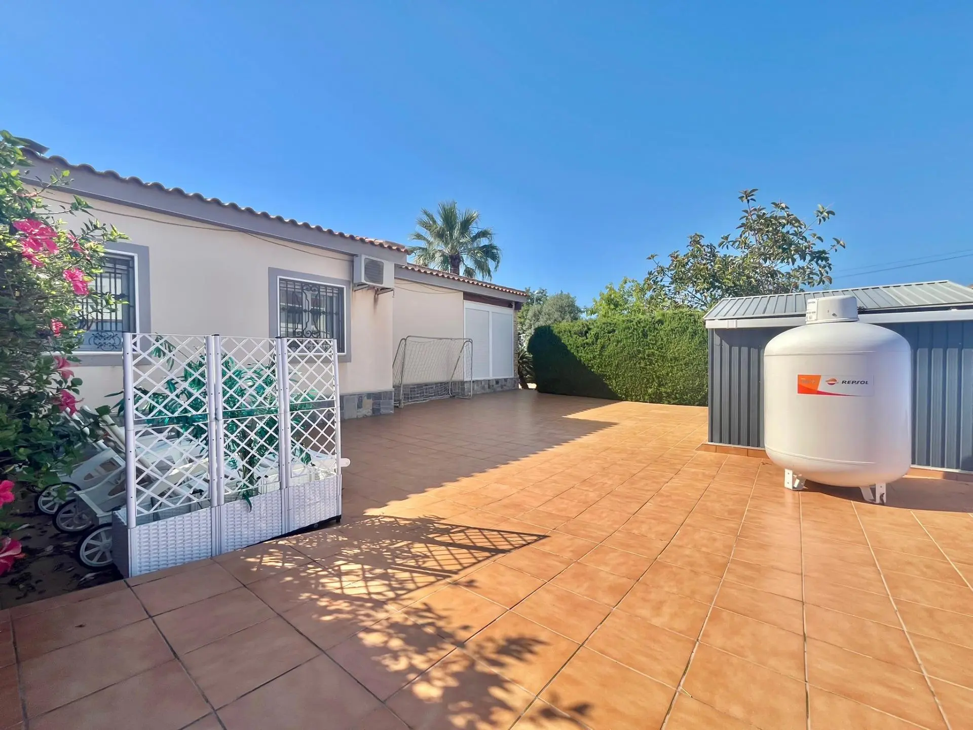Villa 180 M² In Torrevieja, Spain – Mediter Real Estate