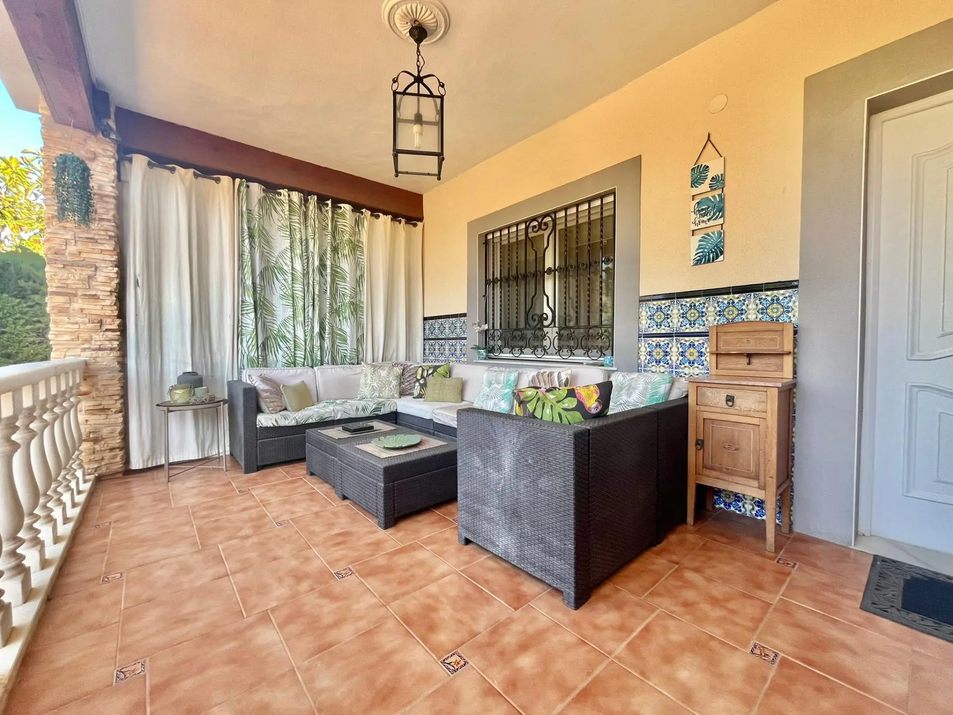 Villa 180 M² In Torrevieja, Spain – Mediter Real Estate