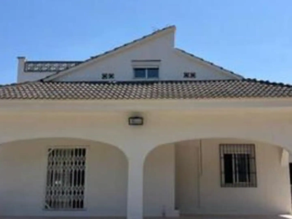 4-bedroom House In Maçanet De La Selva, Spain (200 M²)