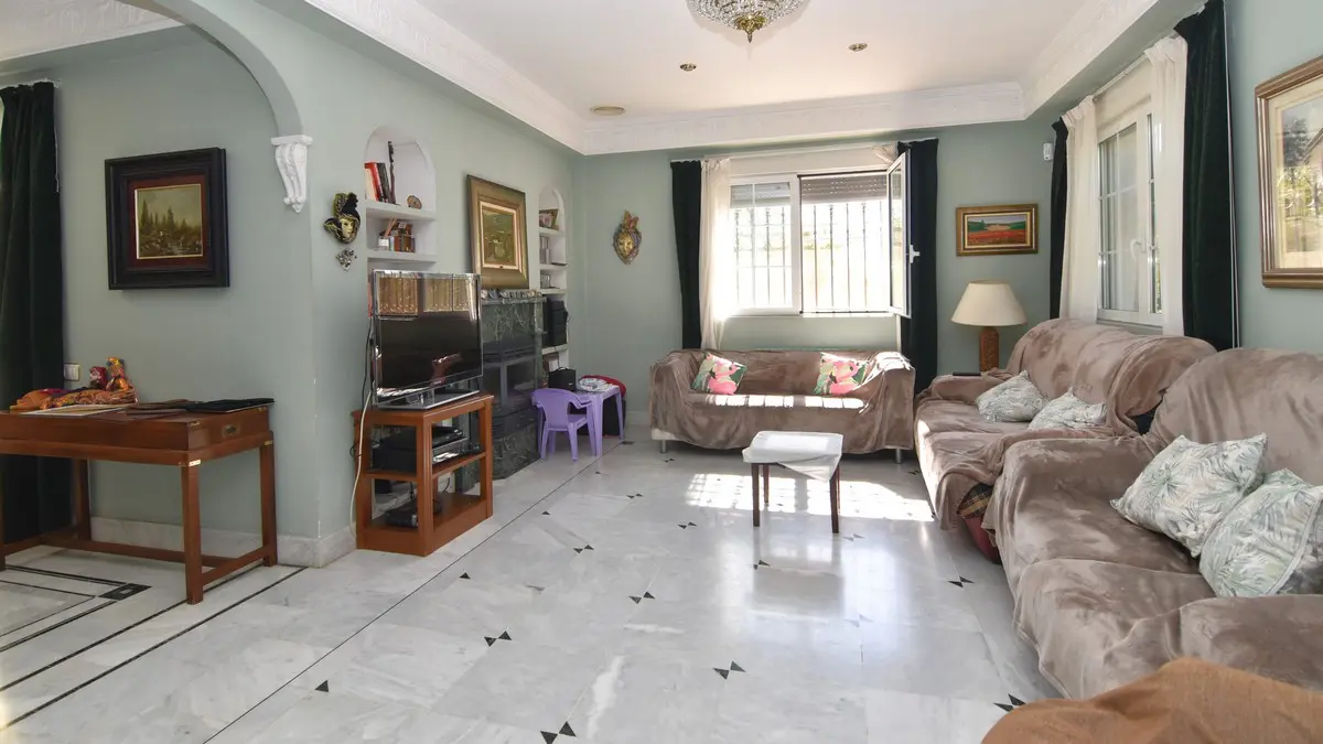 Villa Of 210 M² In Elche, Spain