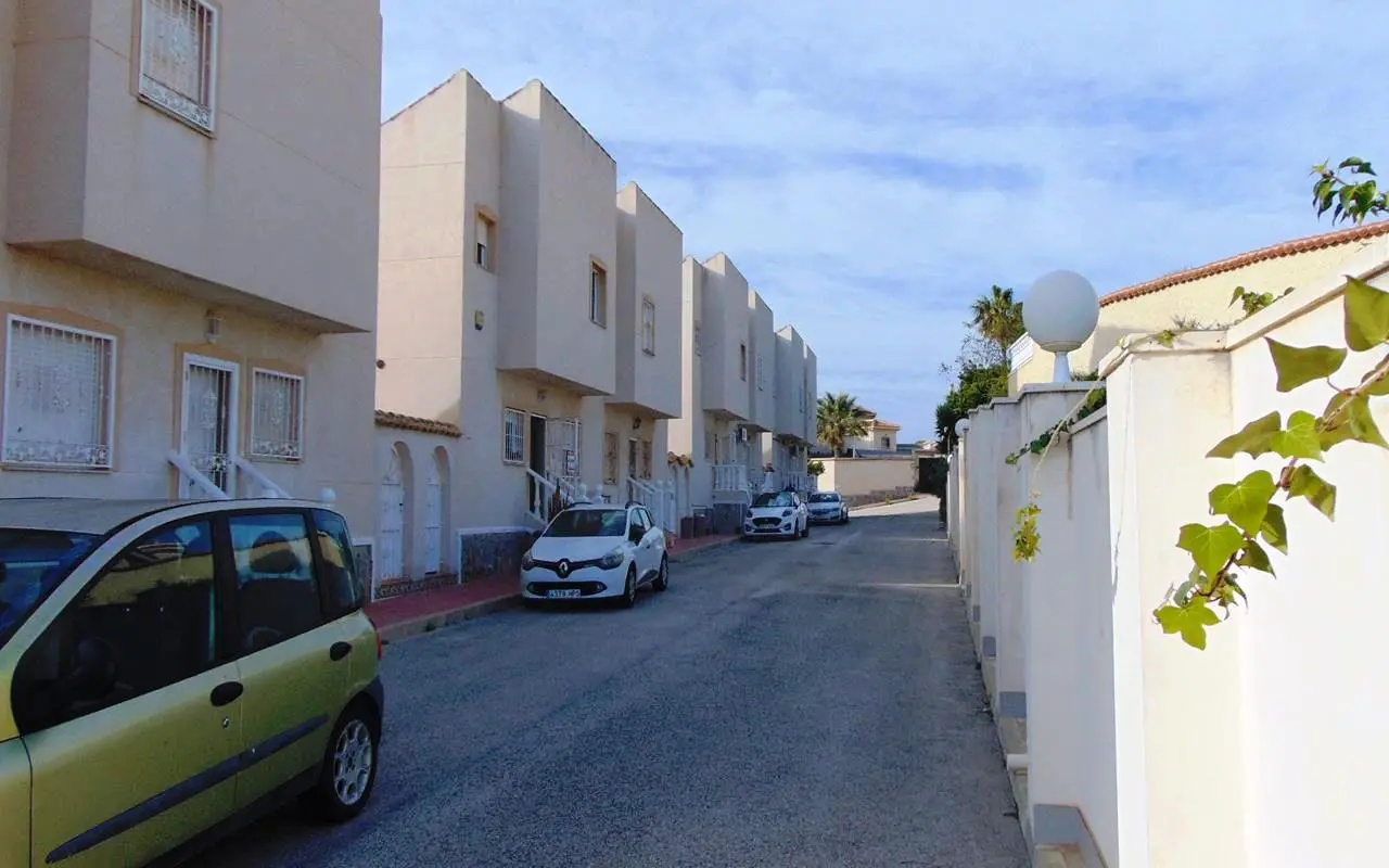 Villa Of 90 M² In Ciudad Quesada, Spain