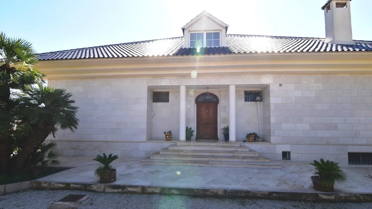 Villa Of 210 M² In Elche, Spain