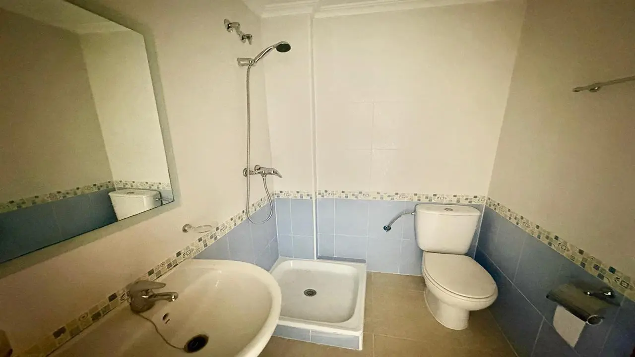 Apartment Of 80 M² In Torrevieja, Spain