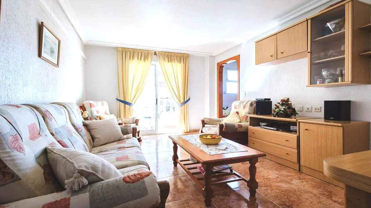 Apartment Of 81 M² With Sea Views In Torrevieja, Spain