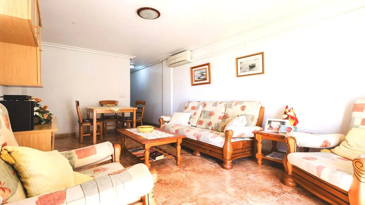 Apartment Of 81 M² With Sea Views In Torrevieja, Spain
